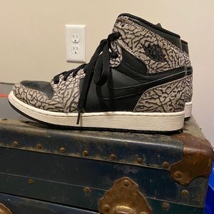 Air Jordan Retro 1